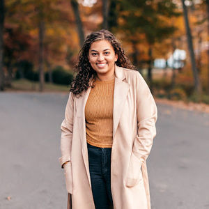 Meet your Posher, Alexandra